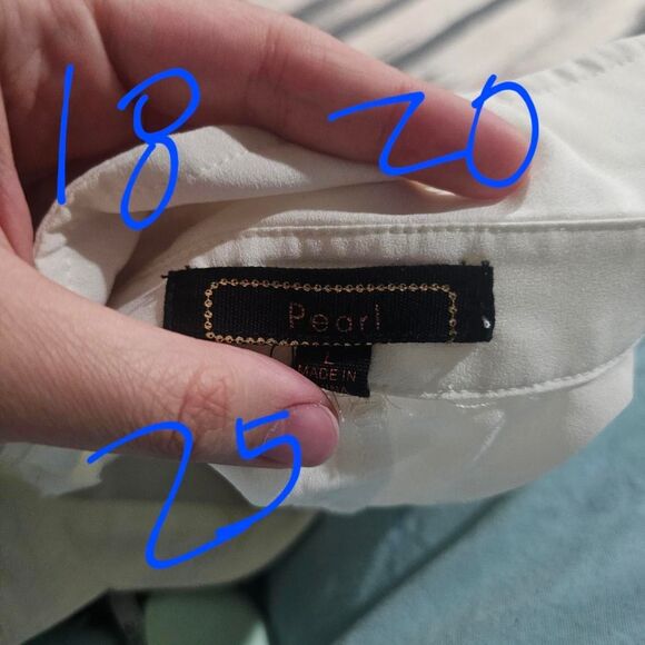 Vintage y2k white lace up back sleeveless blouse - Picture 4 of 4